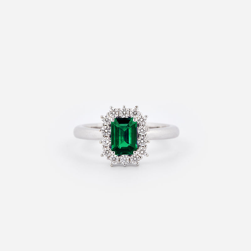 Anello con smeraldo