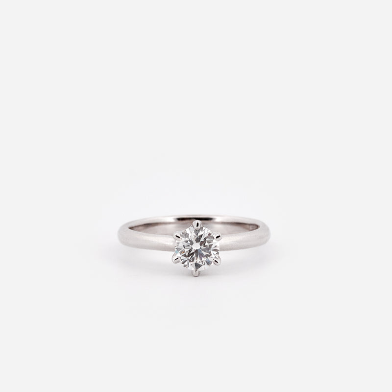 Solitaire ring