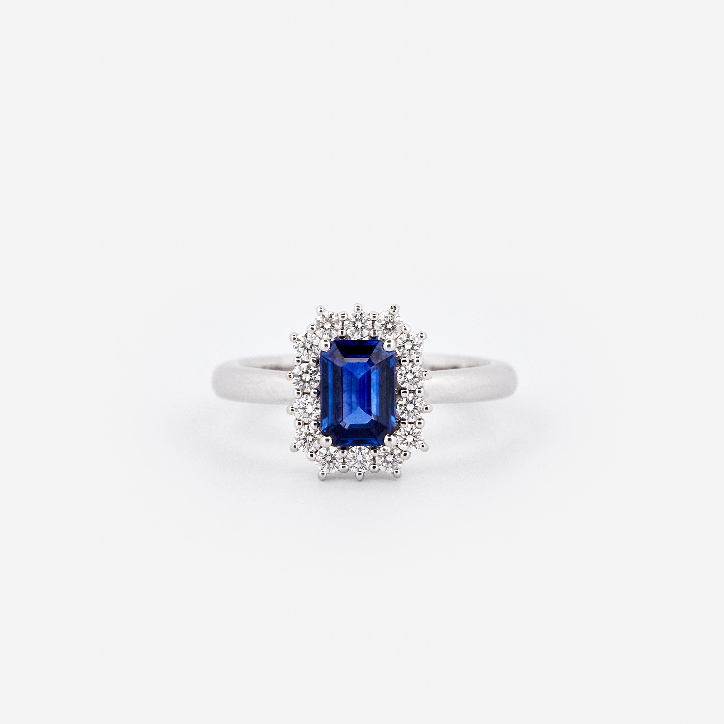 Anello Zaffiro