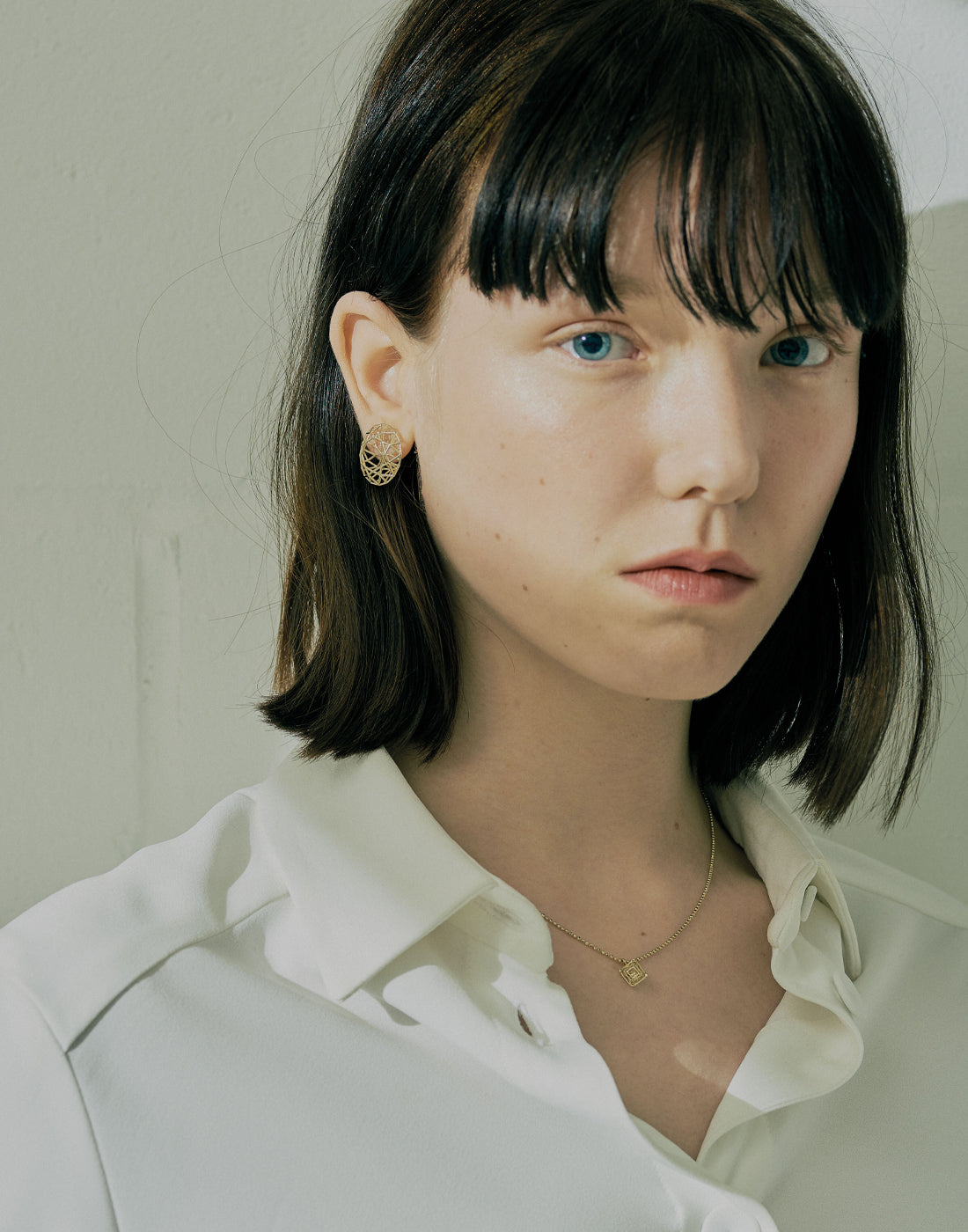 Ink round vector earring